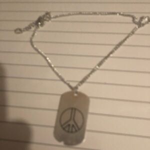 🌎Peace Tag Unisex Necklace - 933 $15 or $12 w/offer